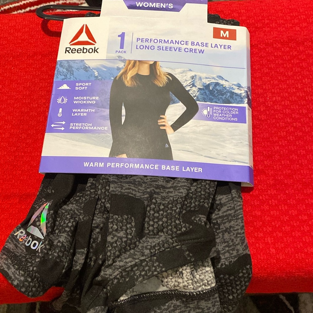 NWT-Reebok -medium